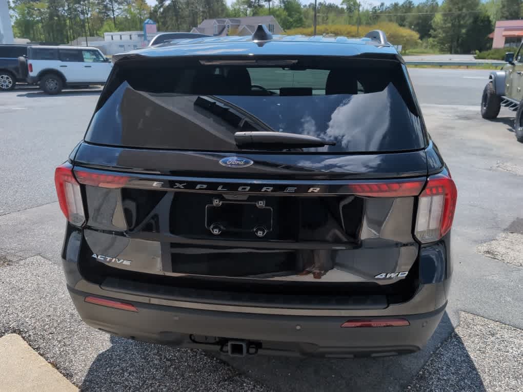 2026 Ford Explorer Active - Photo 7