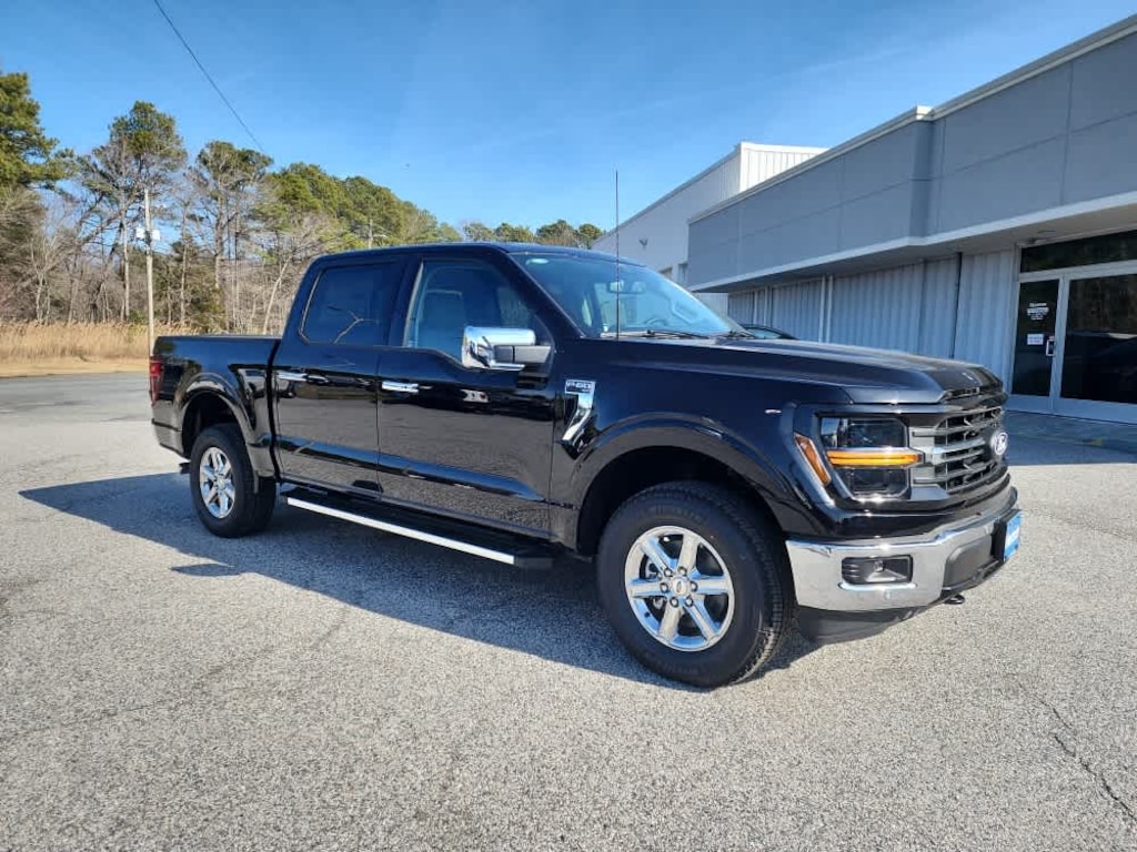 New 2025 Ford F-150 XLT TRUCK