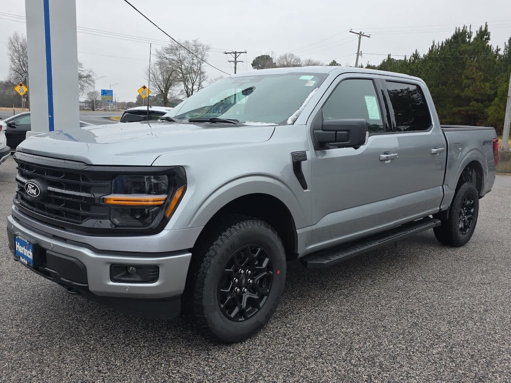 New 2025 Ford F-150 XLT TRUCK