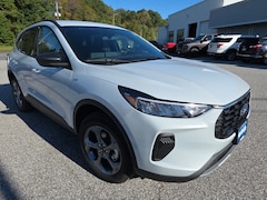 2026 Ford Escape ST-Line SUV