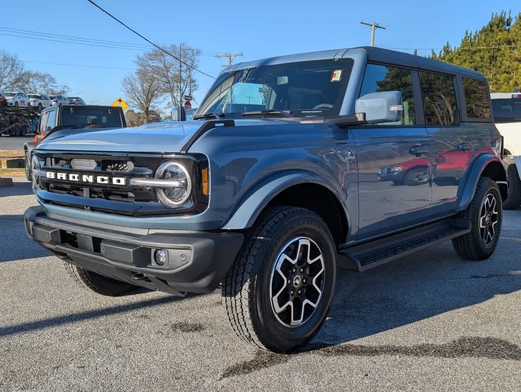 2025 Ford Bronco Outer Banks SUV