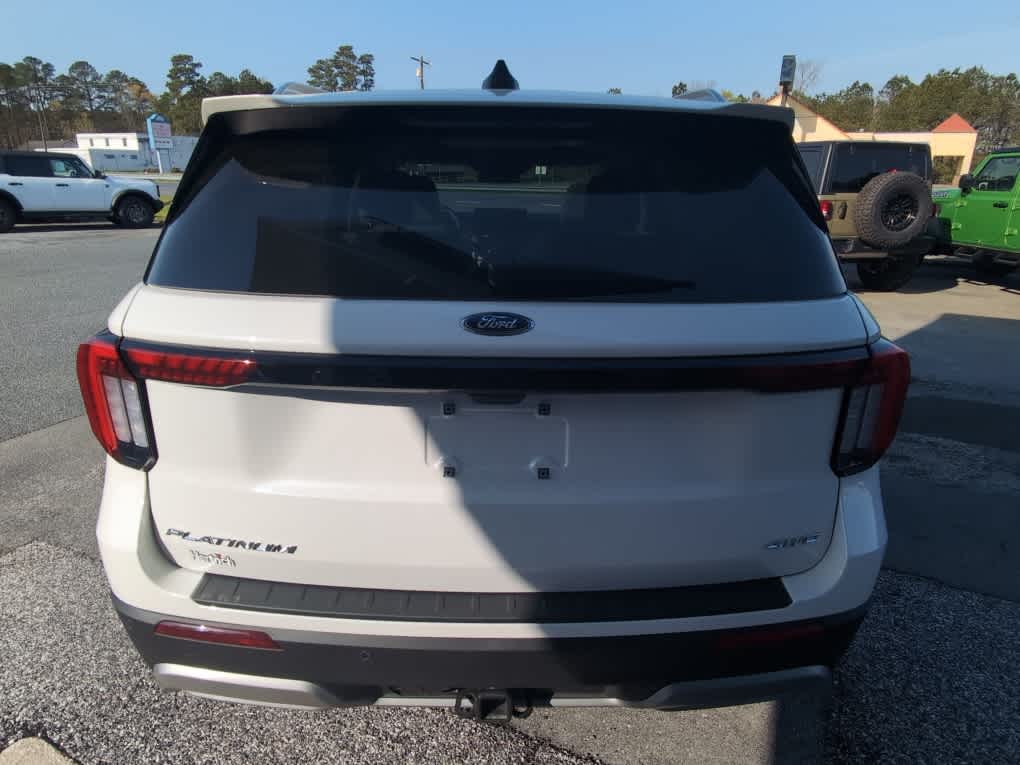 2026 Ford Explorer Platinum - Photo 9