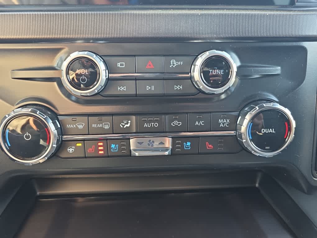 2026 Ford F-250 Super Duty Platinum - Photo 22