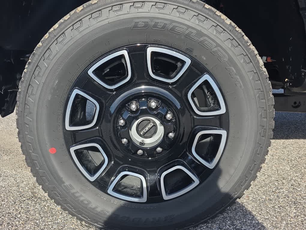 2026 Ford F-250 Super Duty Platinum - Photo 12
