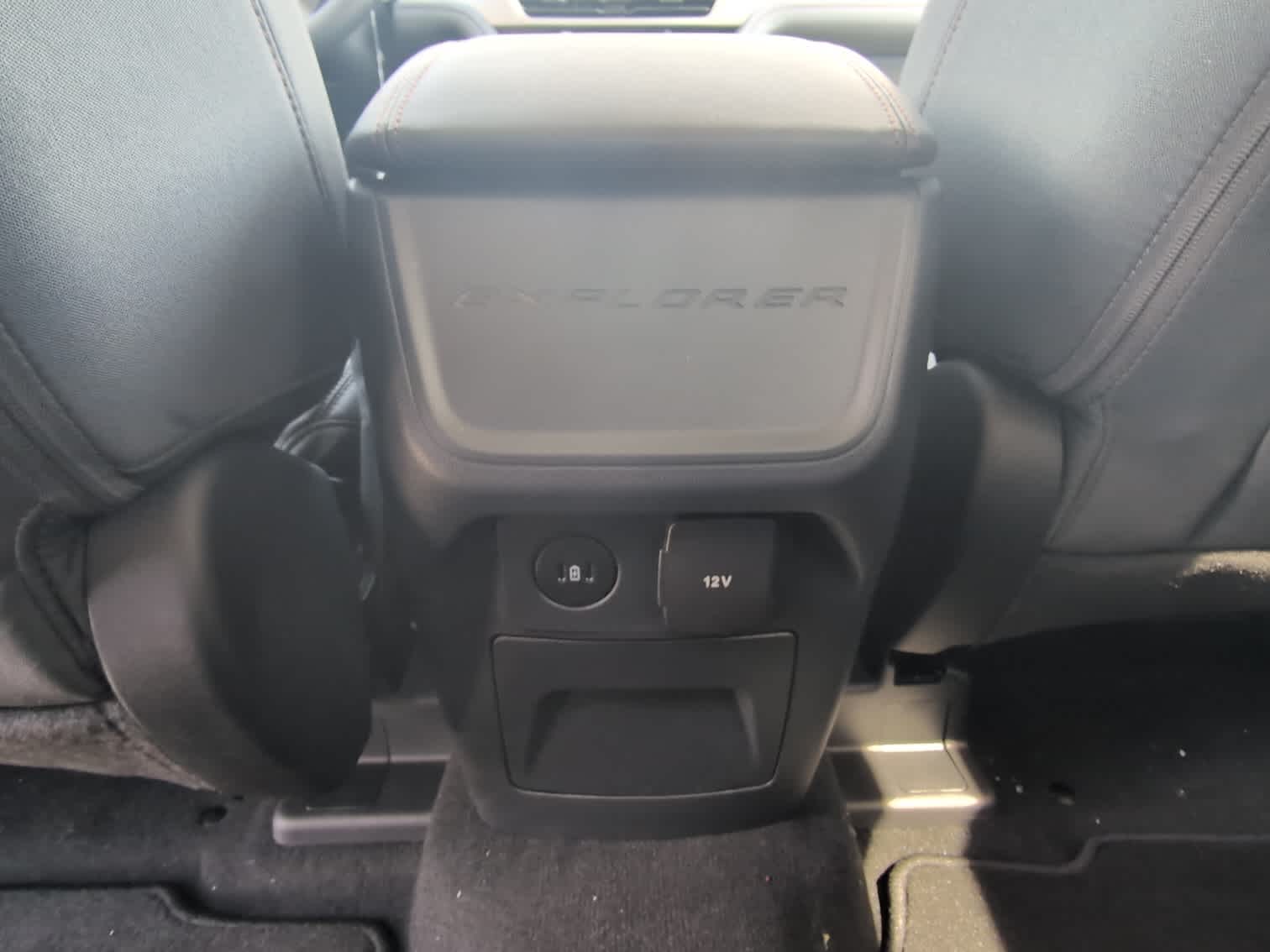 2026 Ford Explorer Active - Photo 28