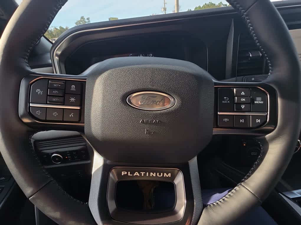 2026 Ford F-250 Super Duty Platinum - Photo 35
