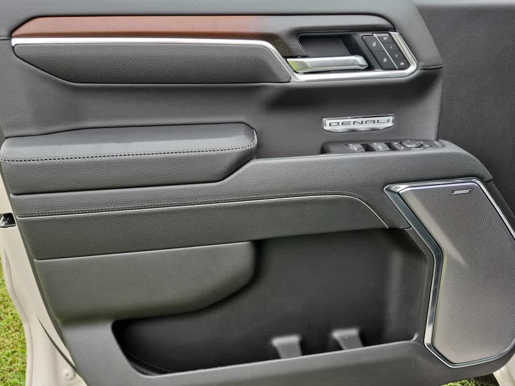 2026 GMC Sierra 1500 Denali - Photo 9
