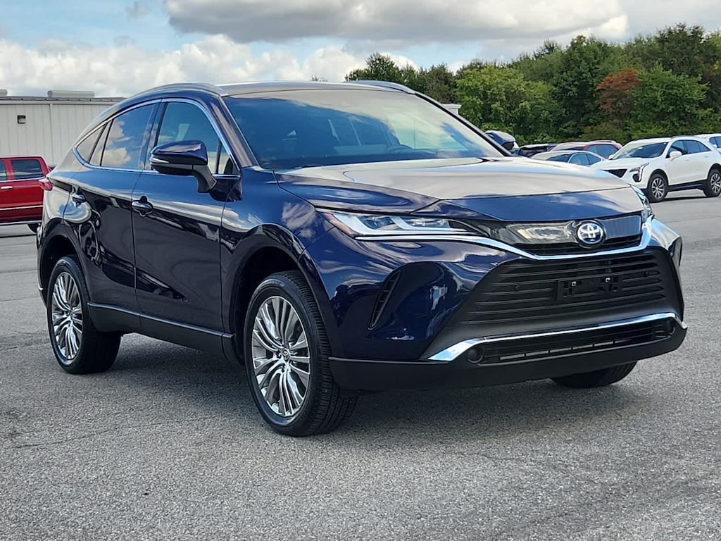 Used 2022 Toyota Venza LE