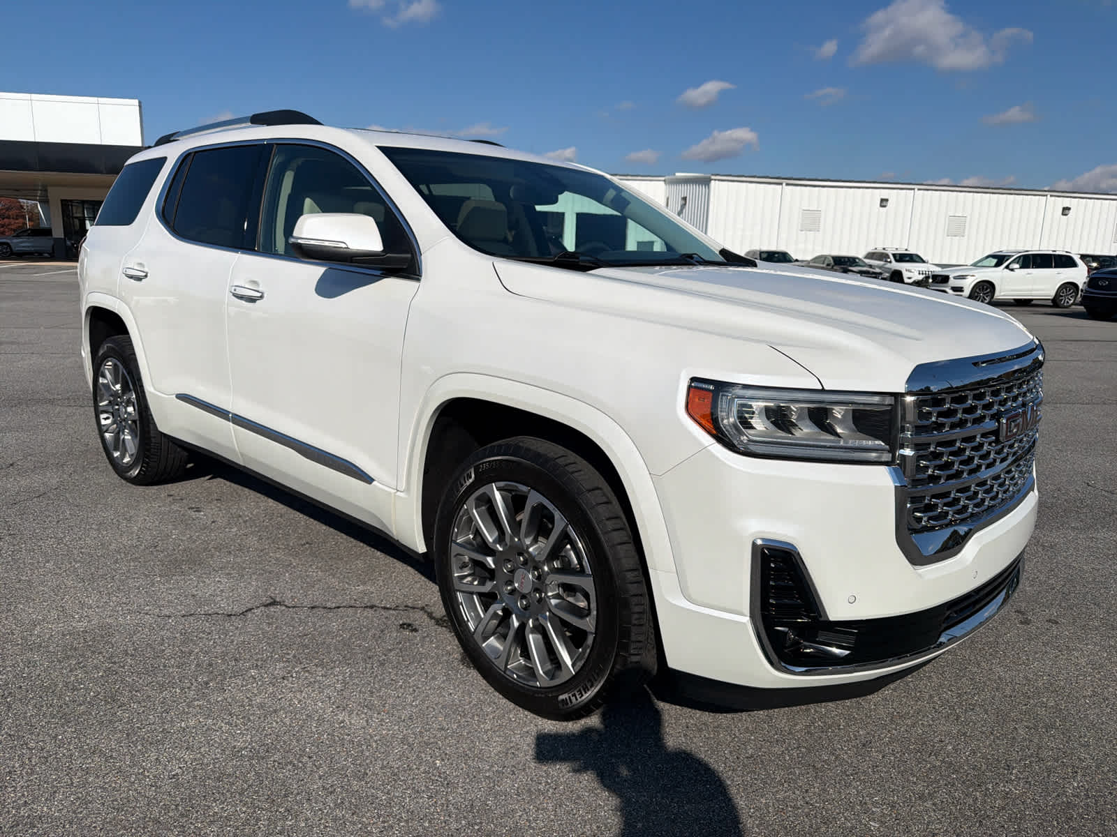 2023 Gmc Acadia Denali photo 2
