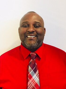 Staff member Antonio Woods from 2b3976eb35e0