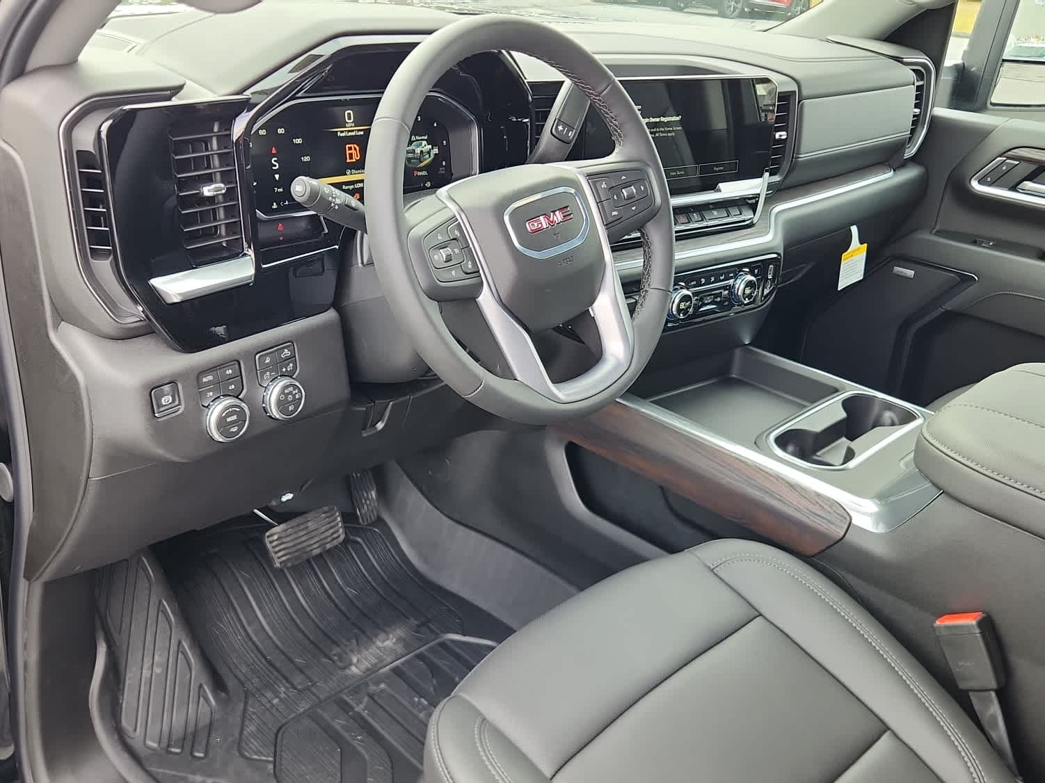 2026 GMC Sierra 2500HD SLT - Photo 13