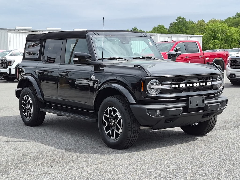 Used 2024 Ford Bronco Outer Banks