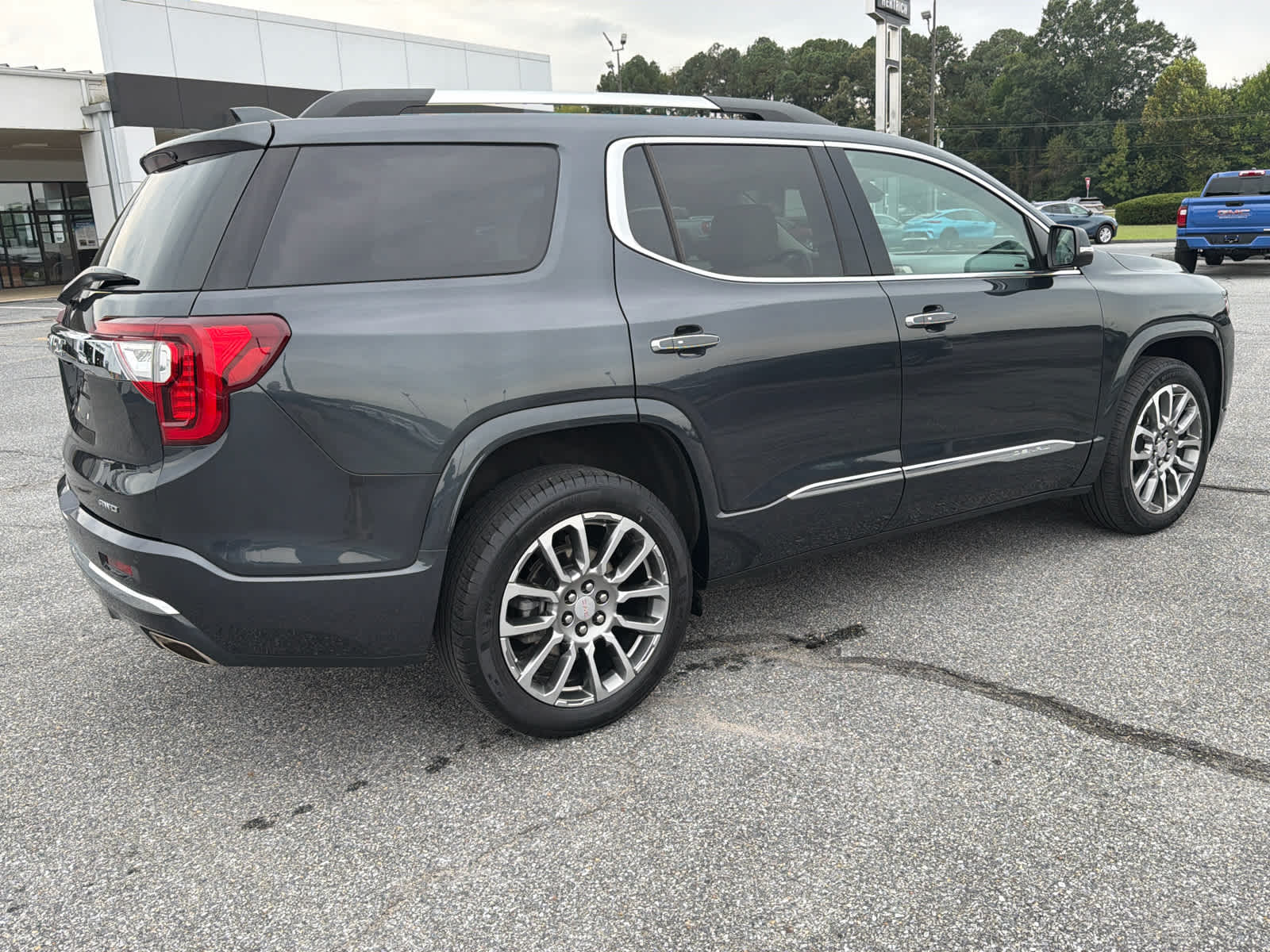 2022 Gmc Acadia Denali photo 4
