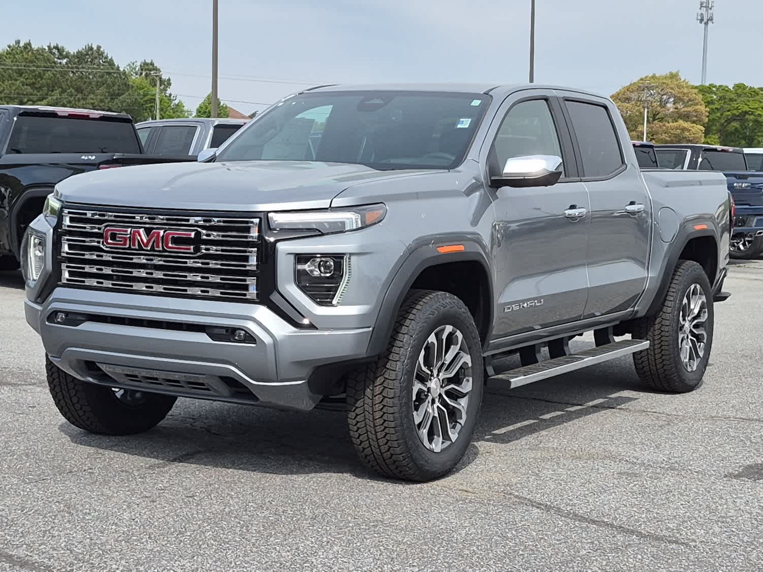 2026 GMC Canyon 4WD Denali Crew Cab Short Box's photo