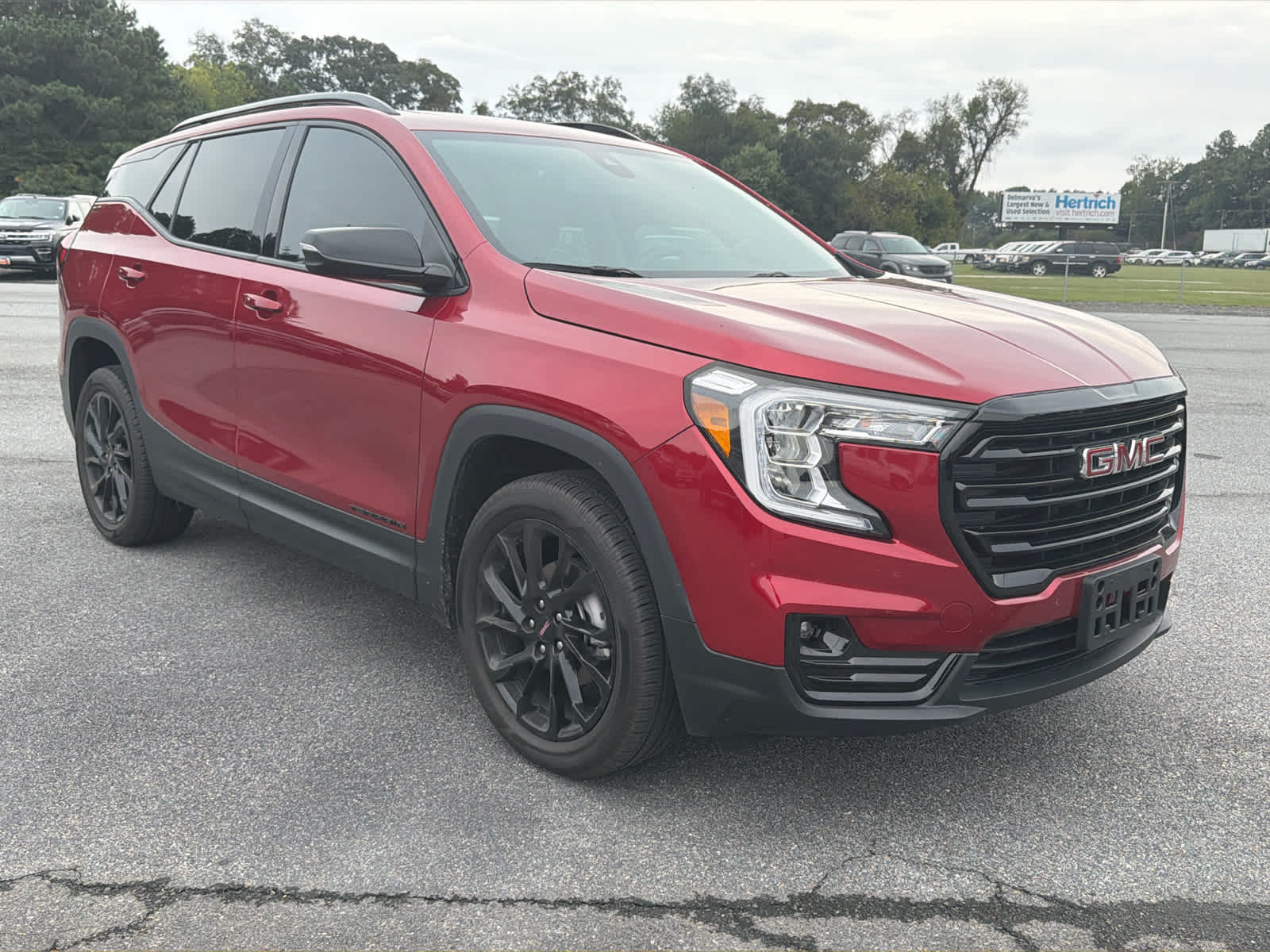 2024 Gmc Terrain SLT photo 2