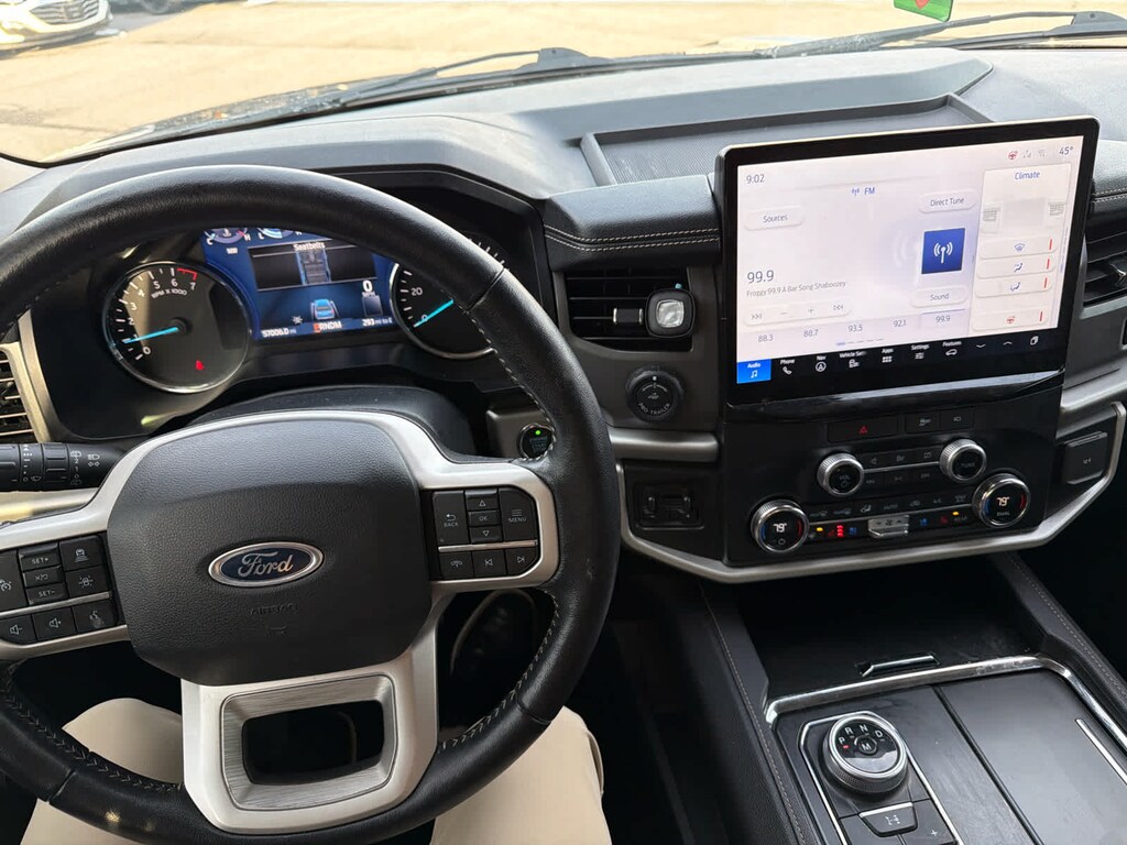 Used 2022 Ford Expedition Max XLT