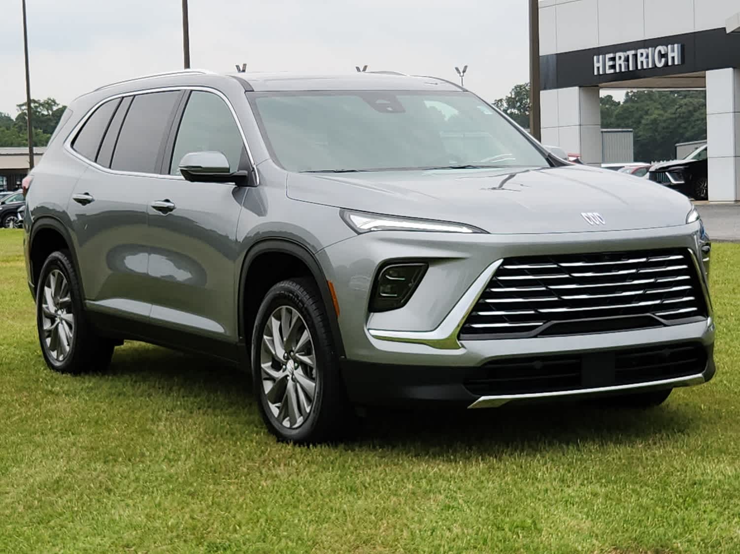 2026 Buick Enclave Preferred photo 2