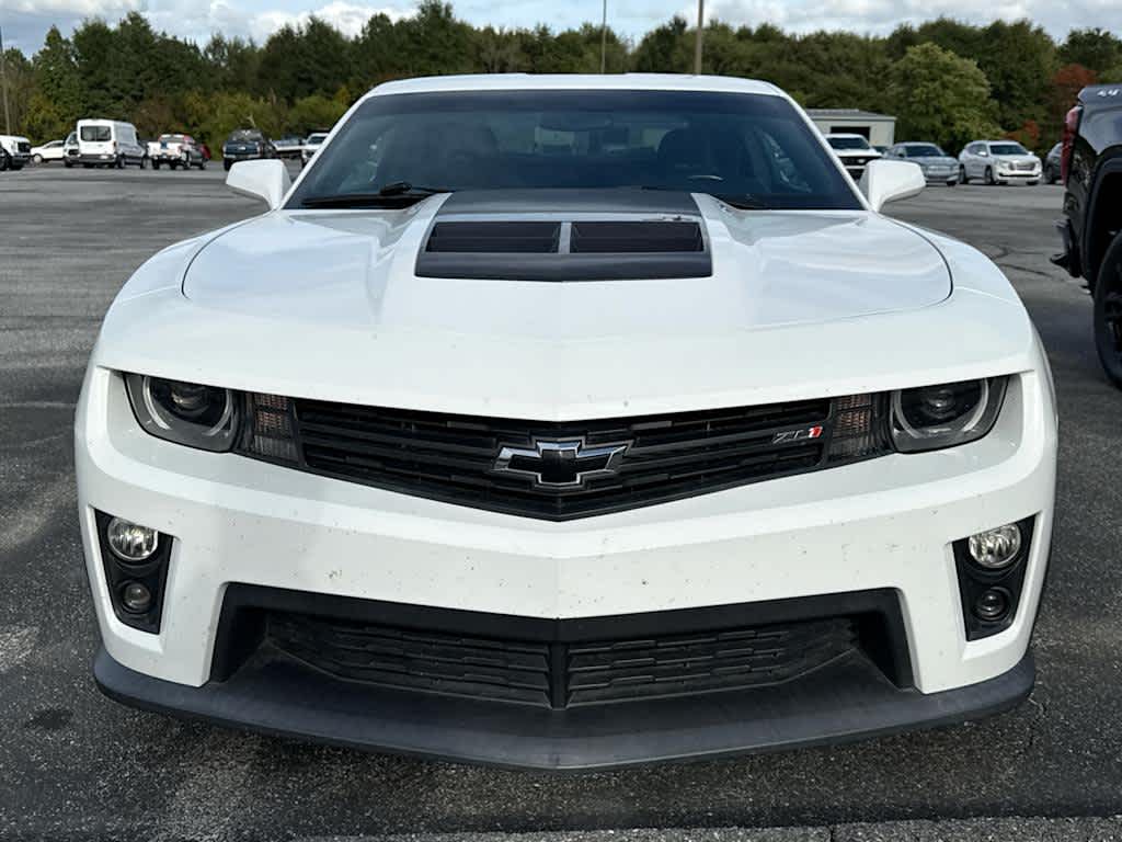 2015 Chevrolet Camaro ZL1 photo 2