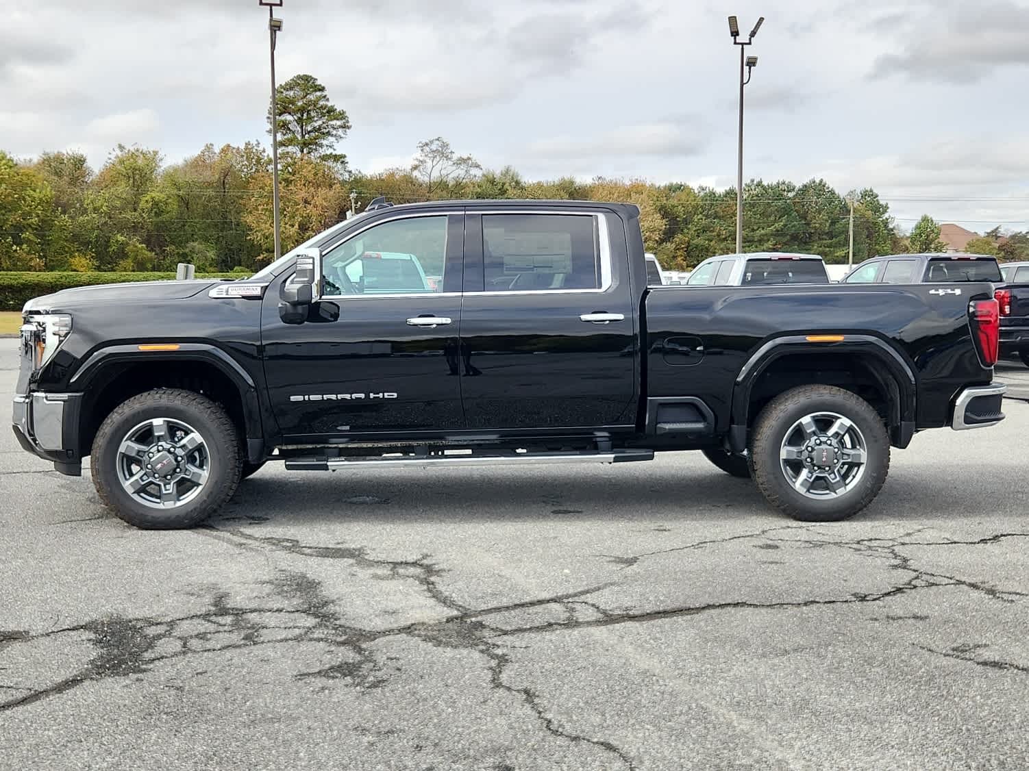 2026 GMC Sierra 2500HD SLT - Photo 7