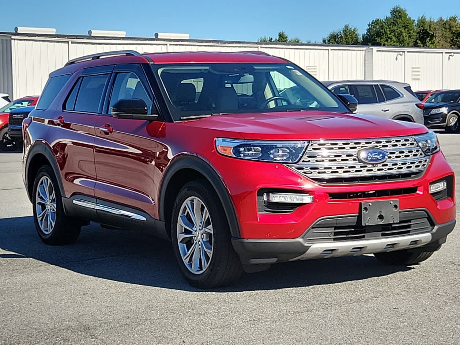 2020 Ford Explorer Limited photo 2