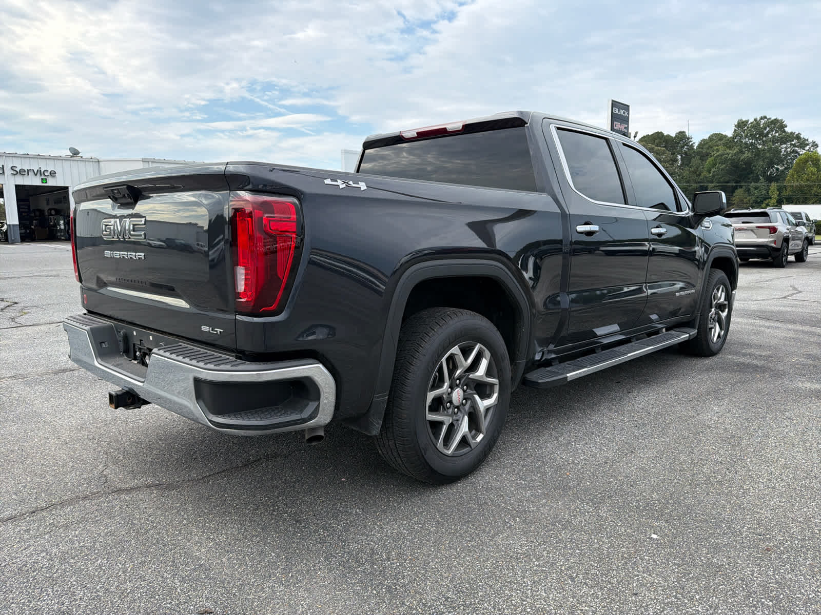 2023 Gmc Sierra 1500 SLT photo 4