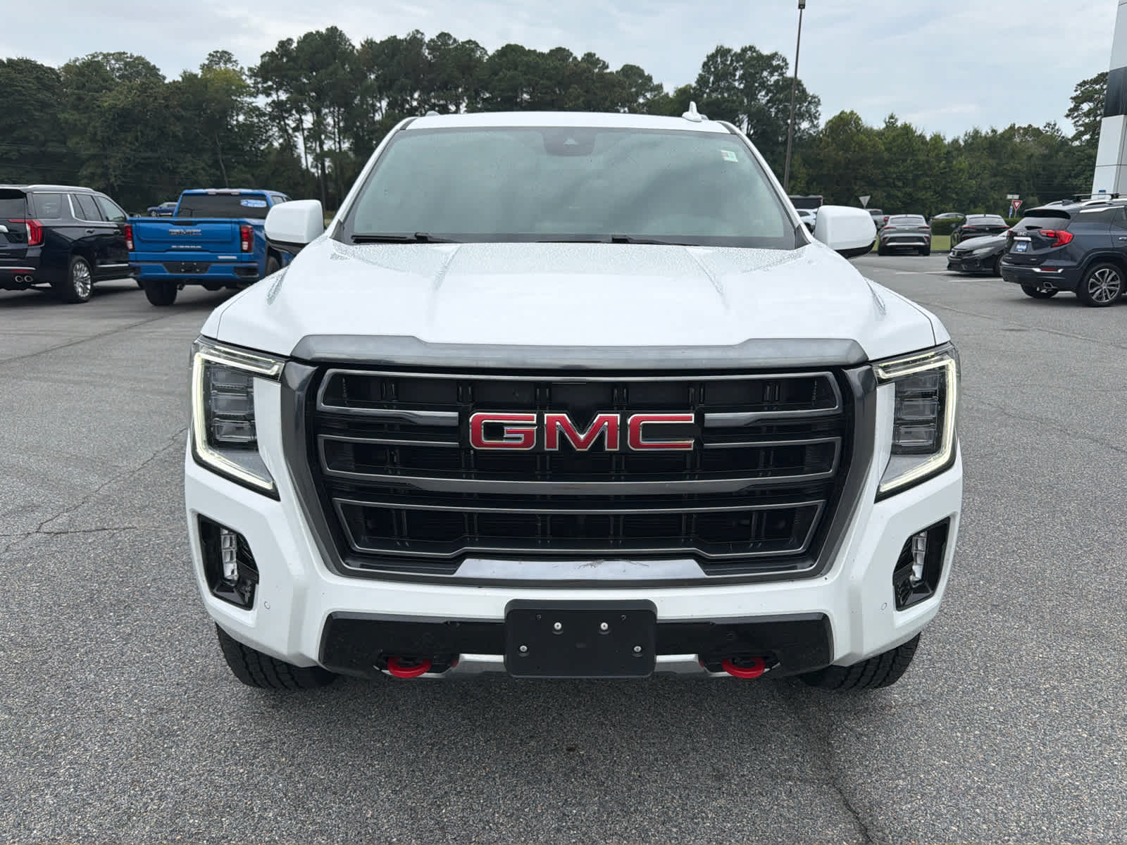 2023 Gmc Yukon AT4 photo 2