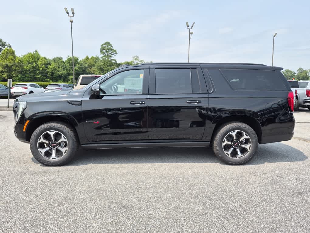2026 GMC Yukon XL AT4 Ultimate - Photo 7