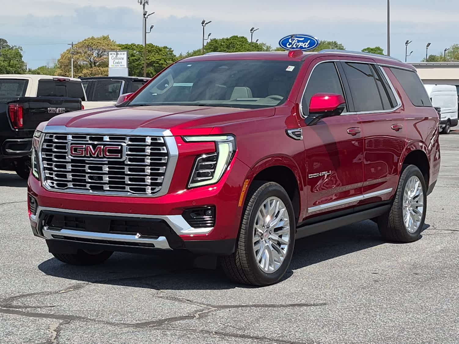 2026 GMC Yukon 4WD Denali's photo