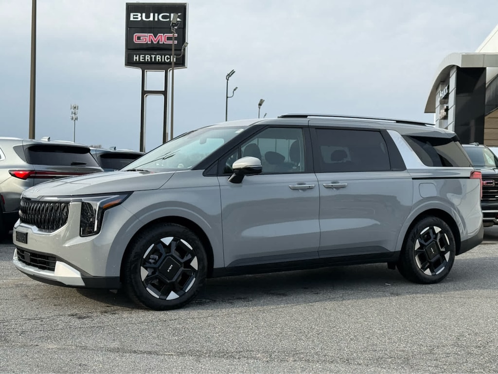 Used 2026 Kia Carnival EX