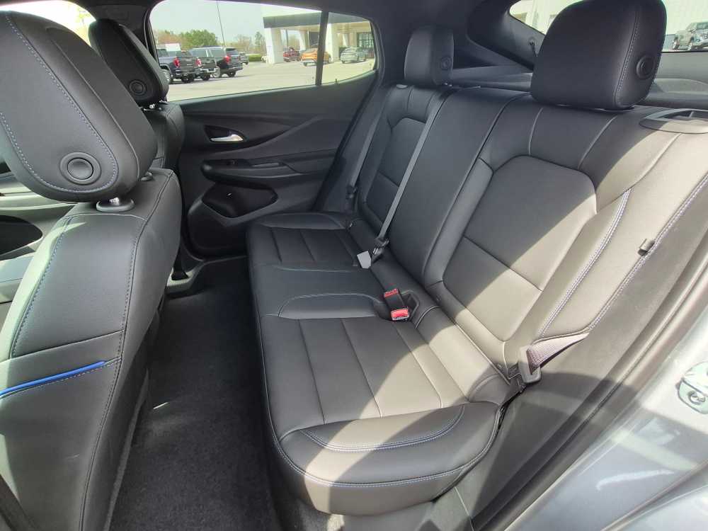 2026 Buick Envista Sport Touring - Photo 8