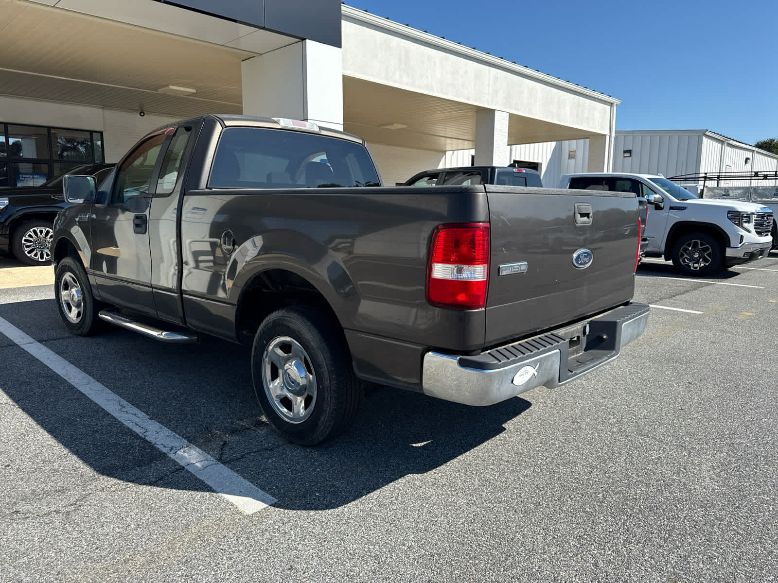 2005 Ford F-150 XL photo 3