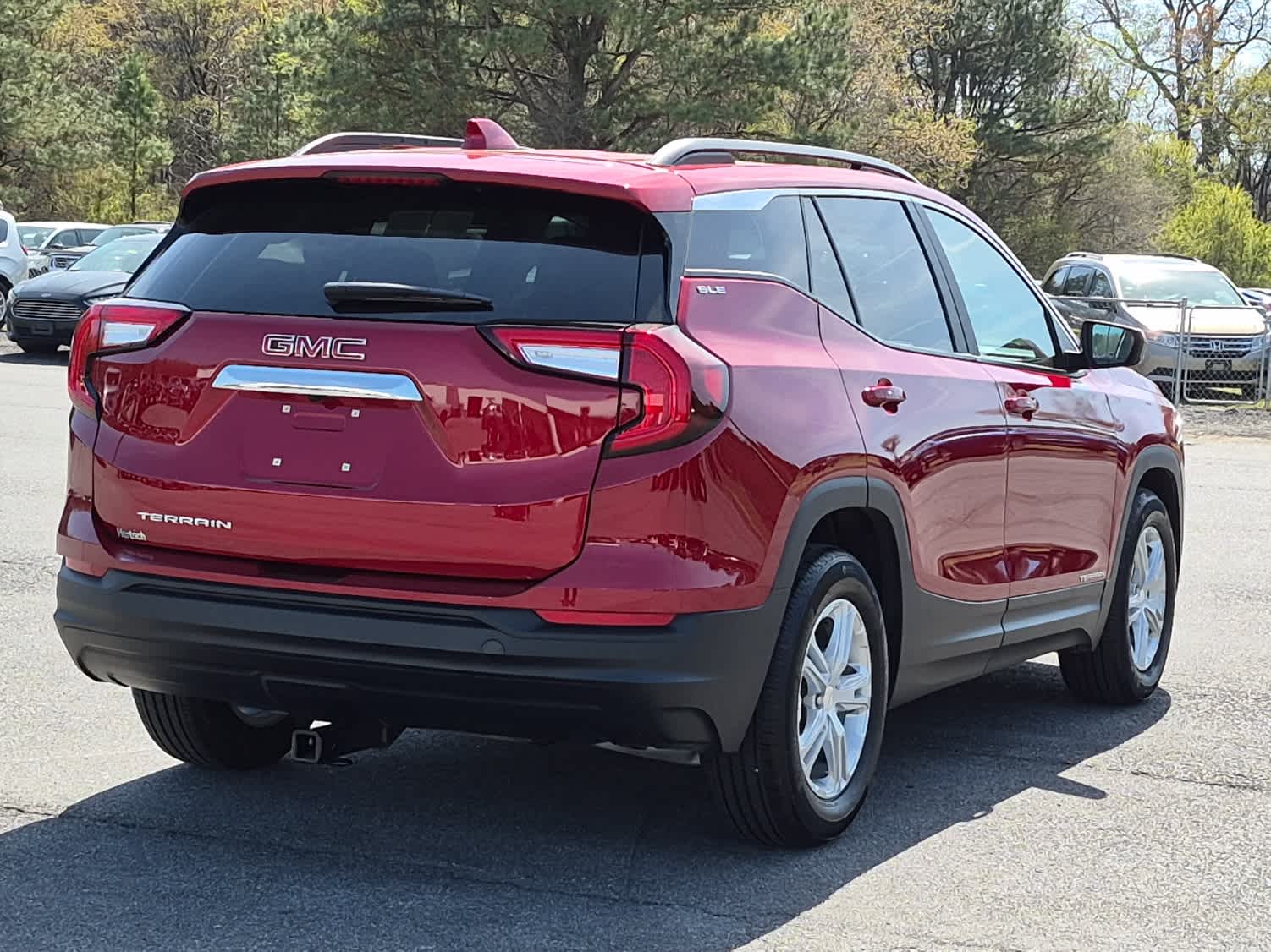 View vehicle photo 3