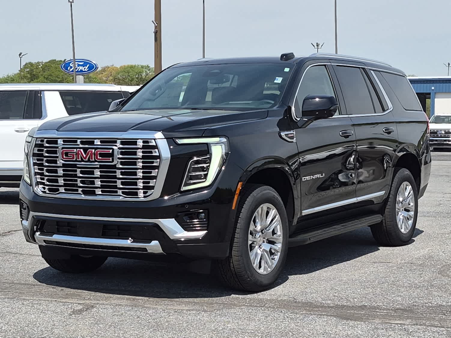2026 GMC Yukon 4WD Denali's photo