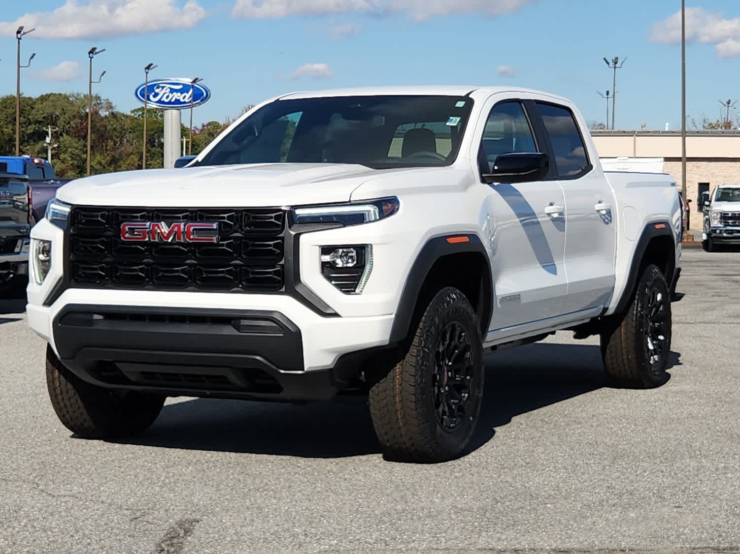 2026 GMC Canyon Elevation's photo