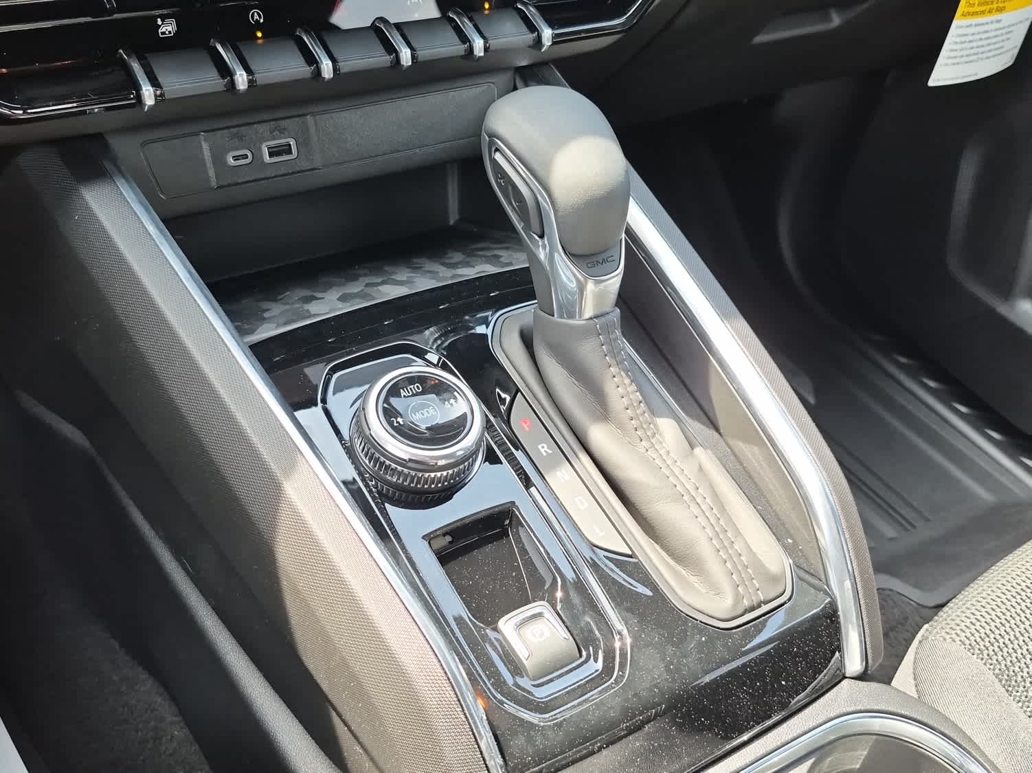 2026 GMC Canyon Elevation - Photo 14