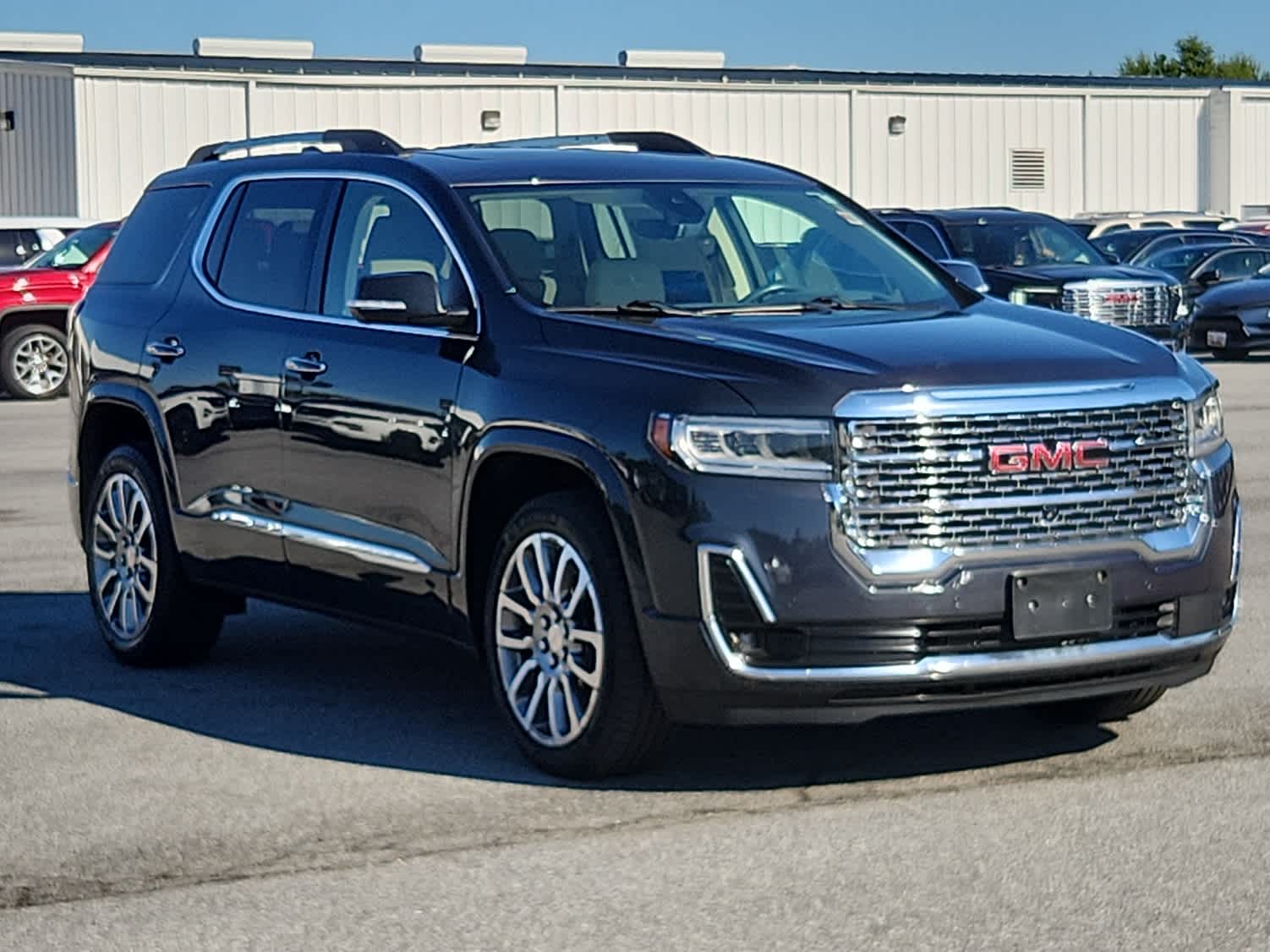 2022 Gmc Acadia Denali photo 2