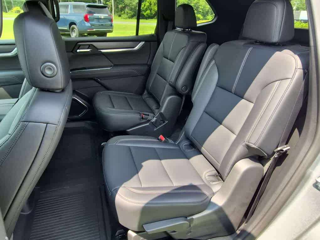 2026 GMC Acadia Elevation - Photo 11
