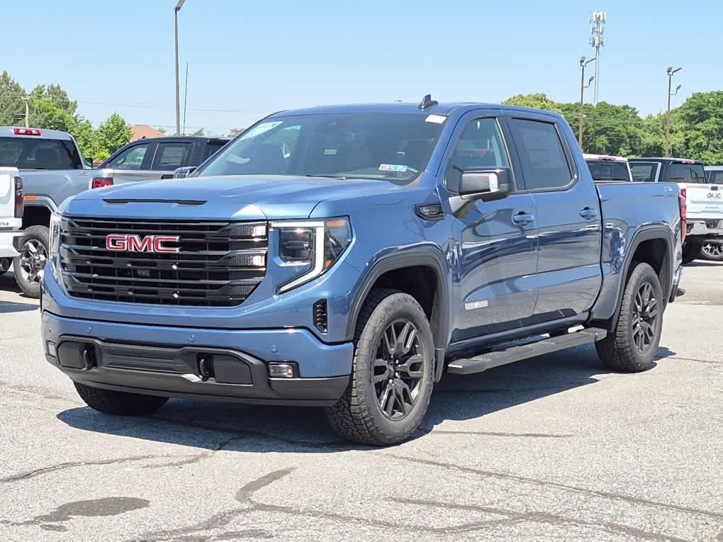 2026 GMC Sierra 4WD Crew Cab Short Box Elevation's photo