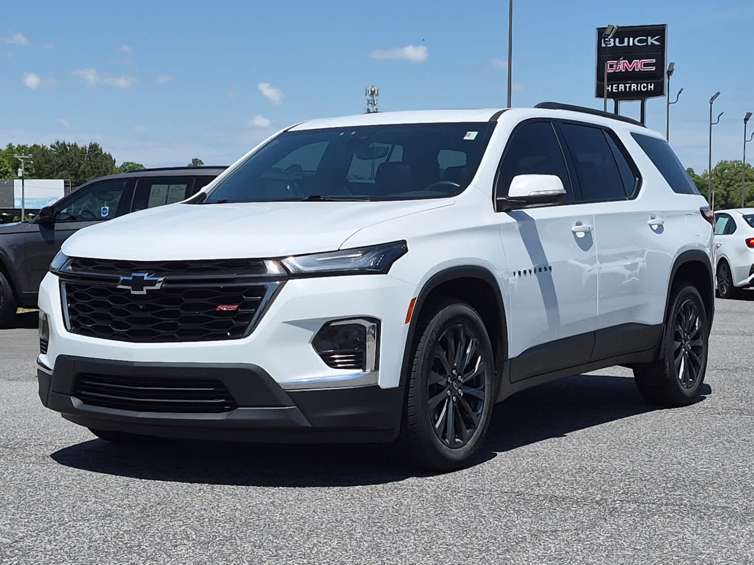 2022 Chevrolet Traverse AWD RS's photo