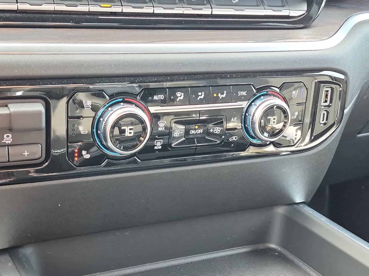 2026 GMC Sierra 2500HD SLT - Photo 15