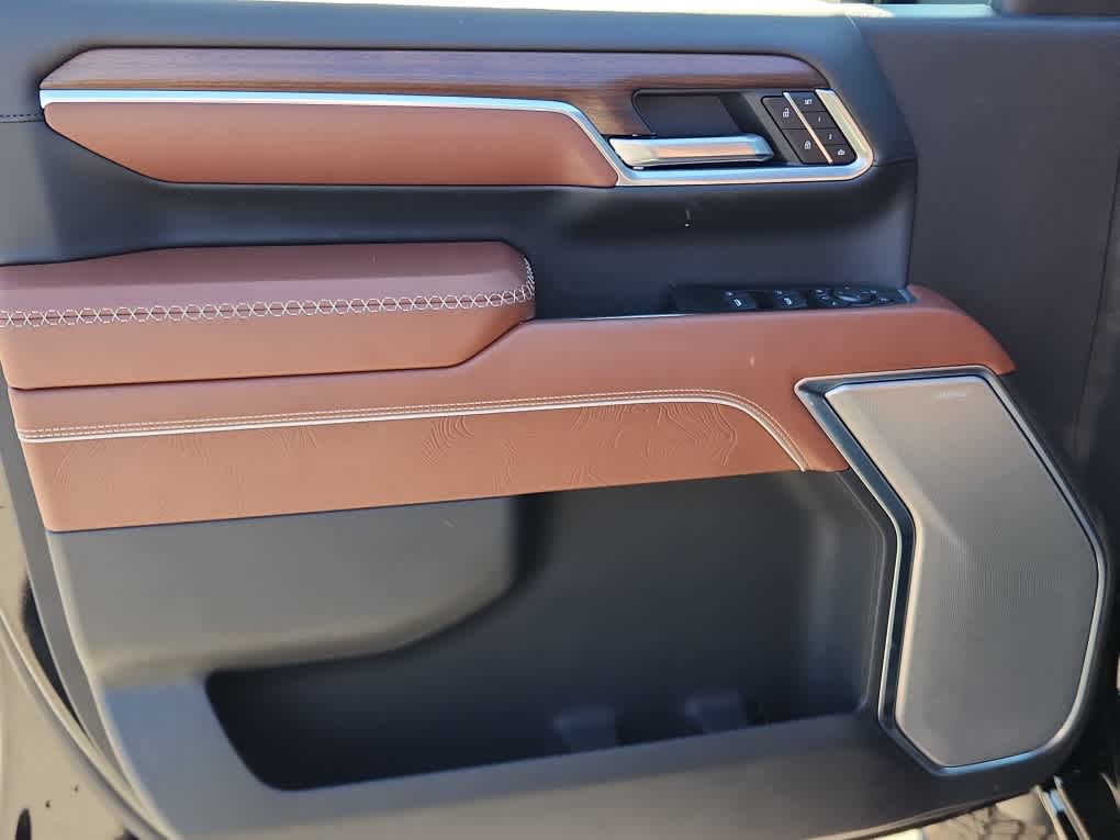 2026 GMC Sierra 2500HD Denali Ultimate - Photo 12