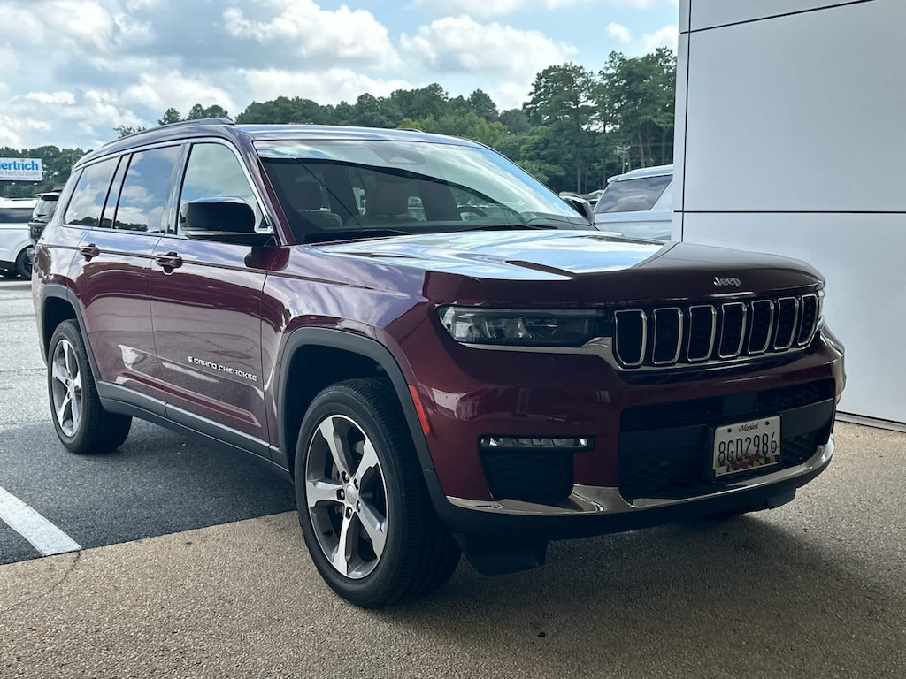 Used 2024 Jeep Grand Cherokee L Limited