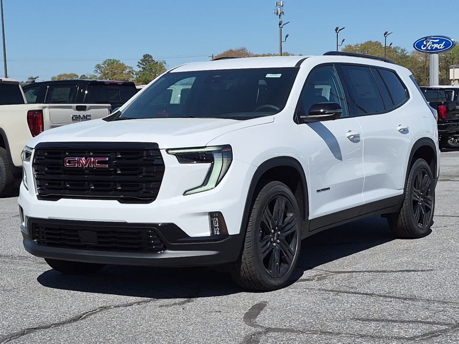 2026 GMC Acadia Elevation