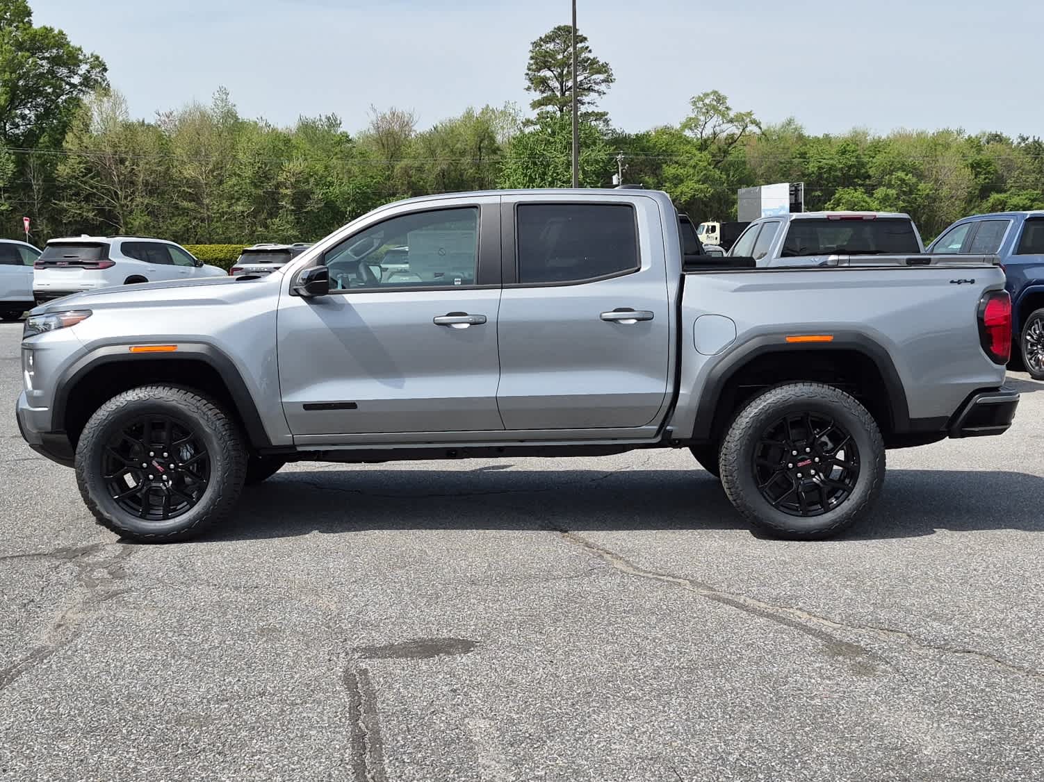 2026 GMC Canyon Elevation - Photo 7