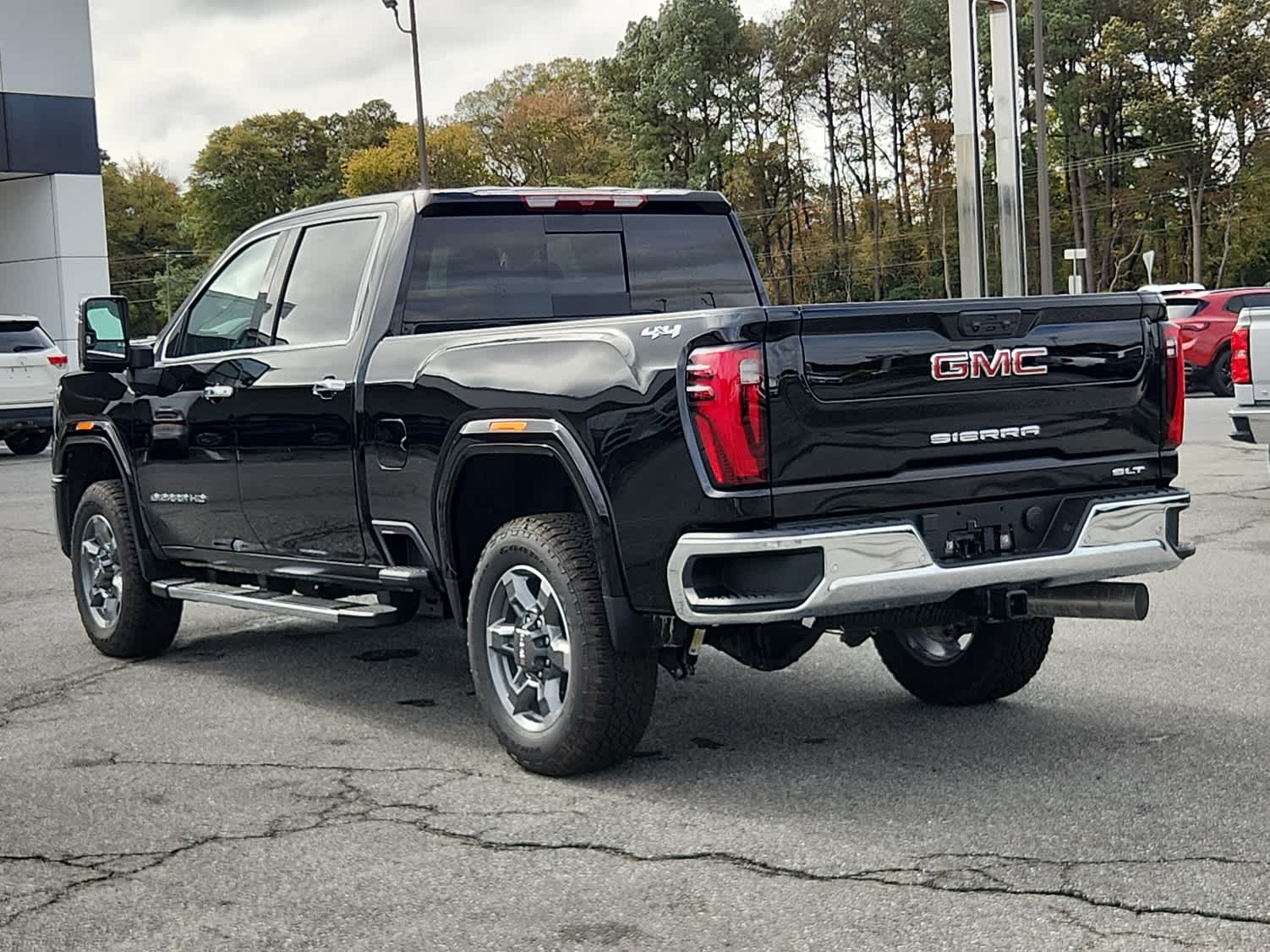 2026 GMC Sierra 2500HD SLT - Photo 6