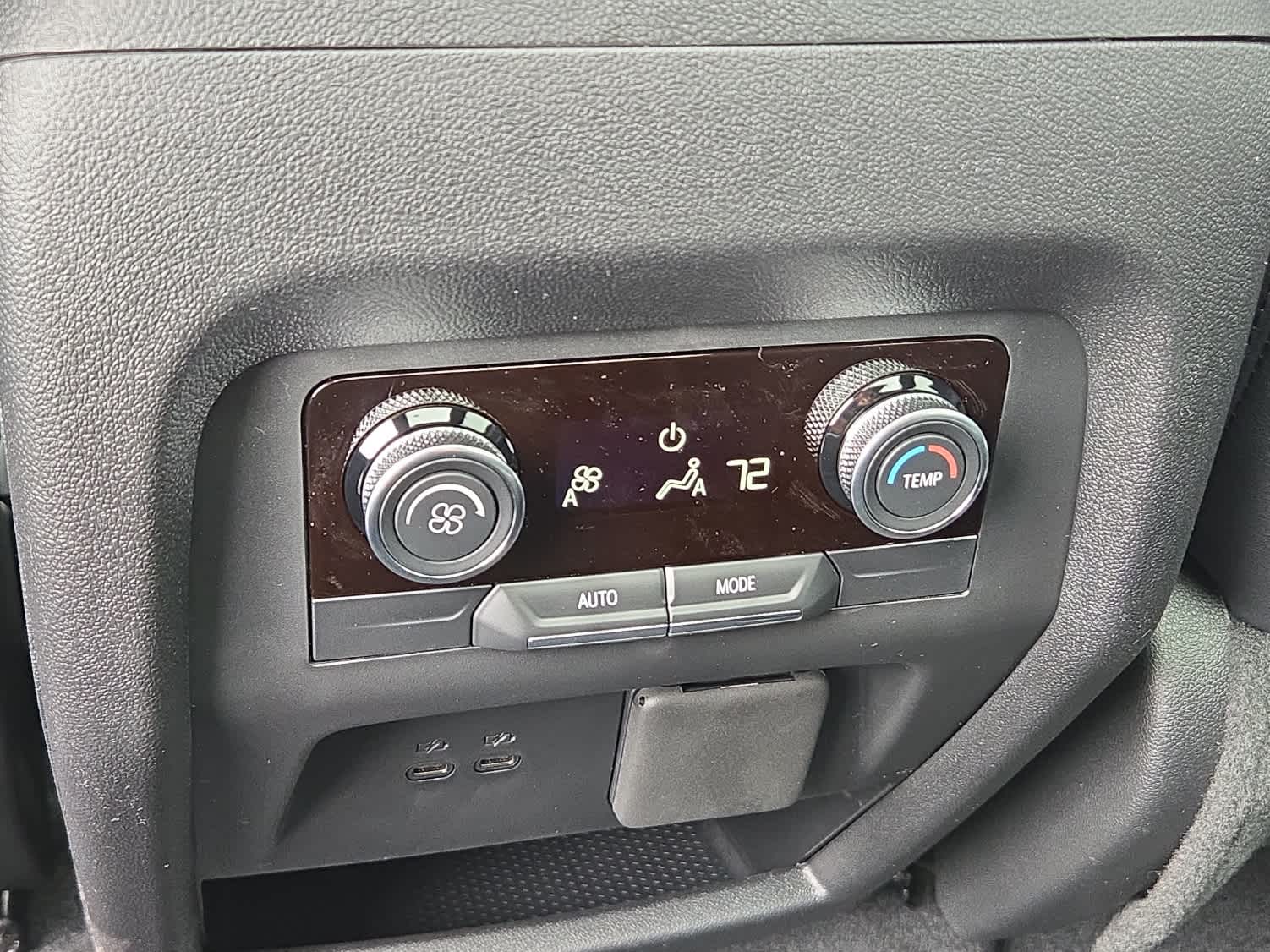 2026 Buick Enclave Sport Touring - Photo 9