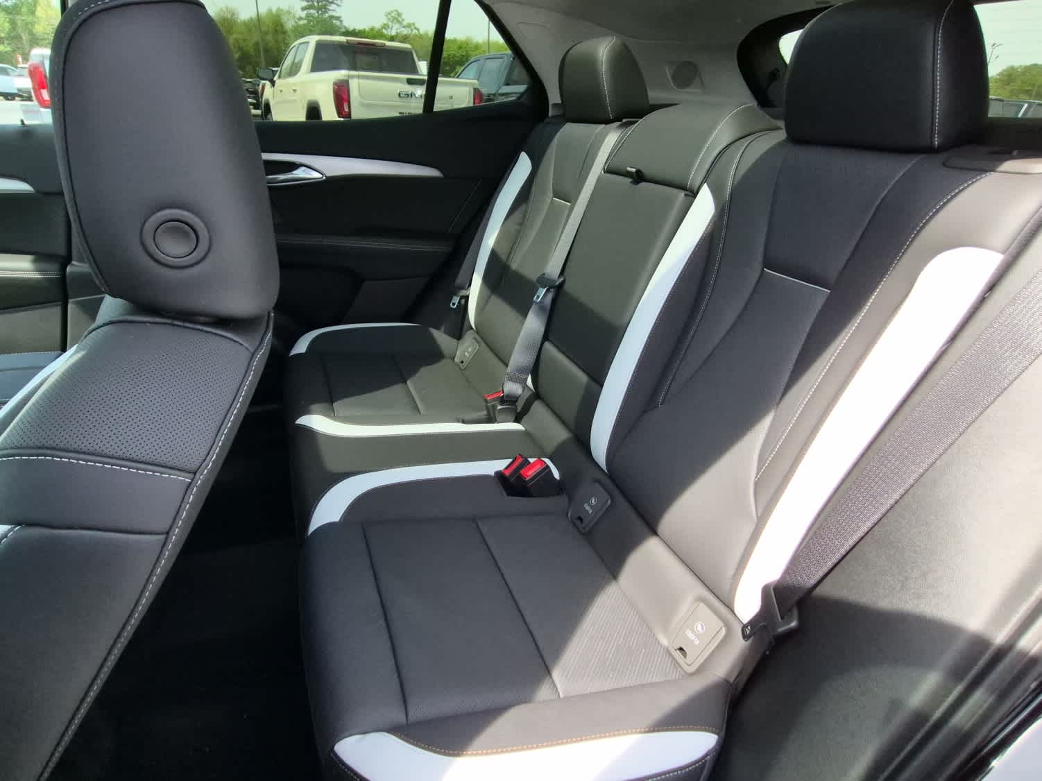 2026 Buick Envision Sport Touring - Photo 9