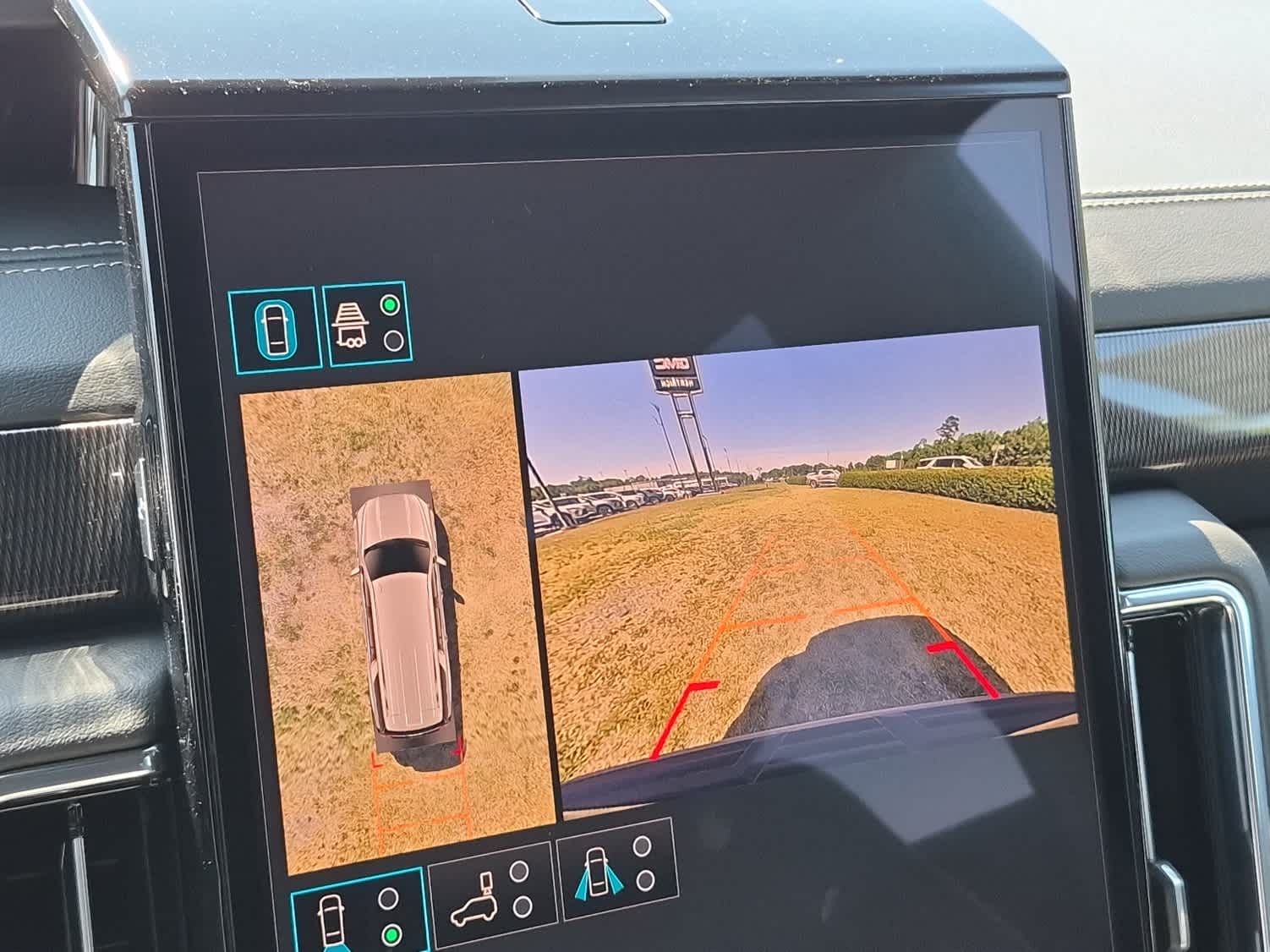 2026 GMC Yukon XL Elevation - Photo 17