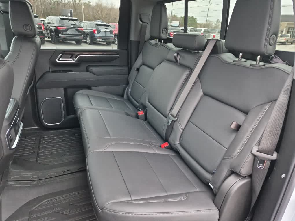 2026 GMC Sierra 2500HD SLT - Photo 9