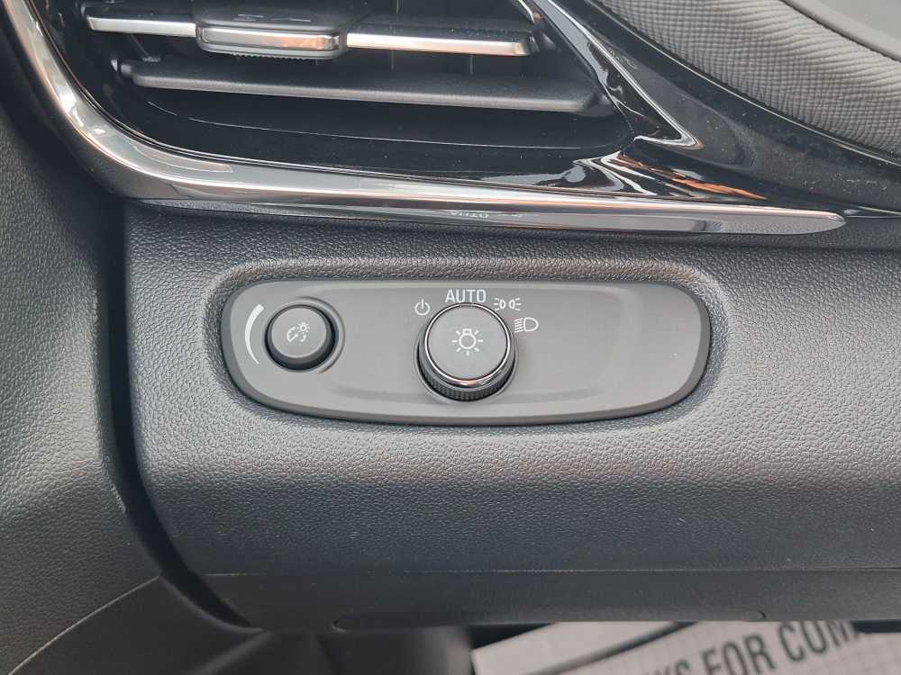 2026 Buick Envista Sport Touring - Photo 18